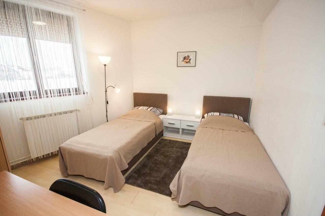 Apartment كارلوفاتش المظهر الخارجي الصورة