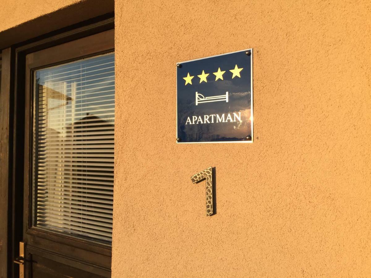 Apartment كارلوفاتش المظهر الخارجي الصورة