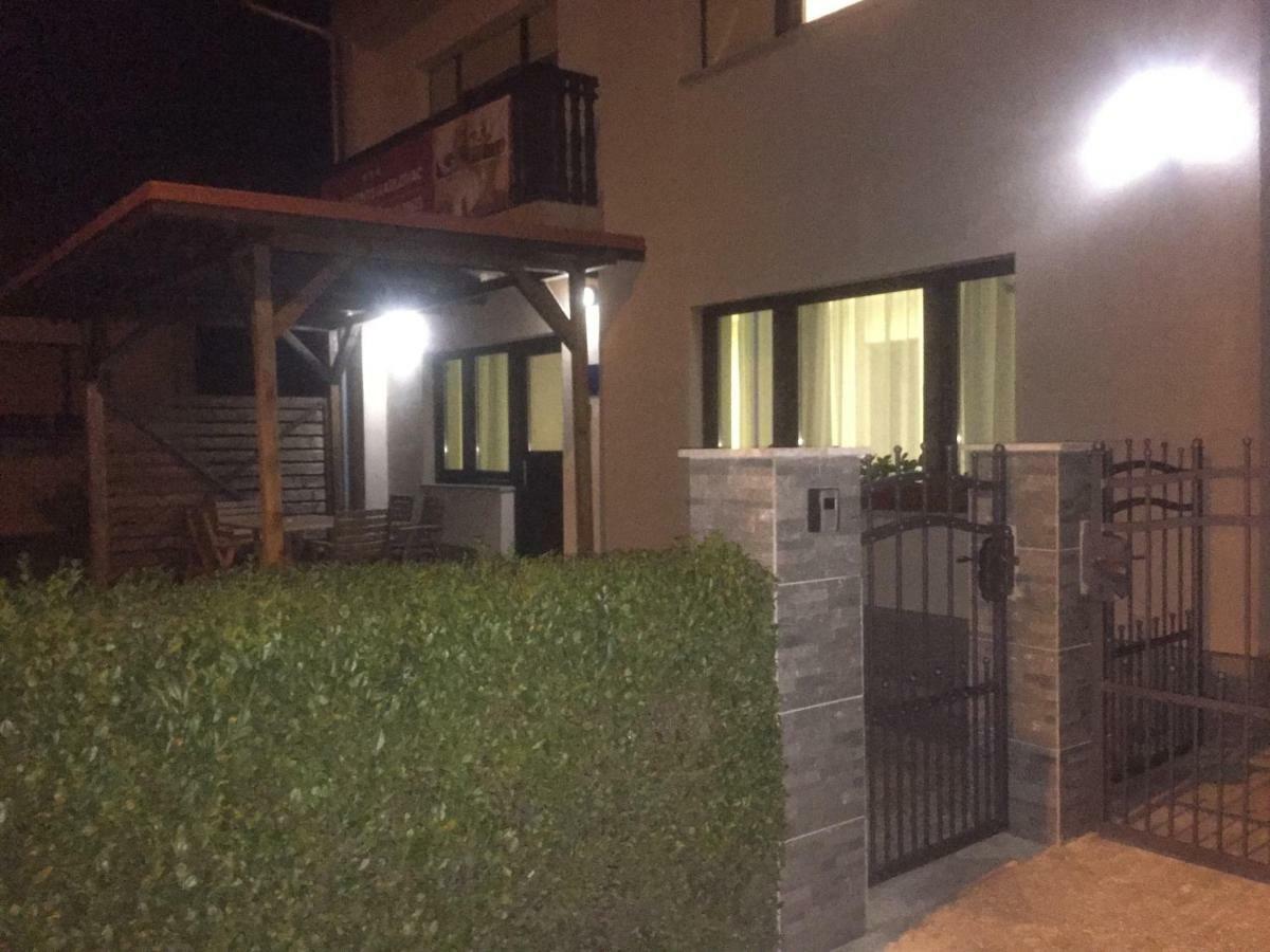Apartment كارلوفاتش المظهر الخارجي الصورة